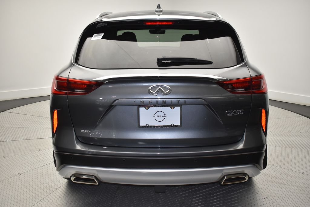 Used 2023 Gray INFINITI Autograph image 6