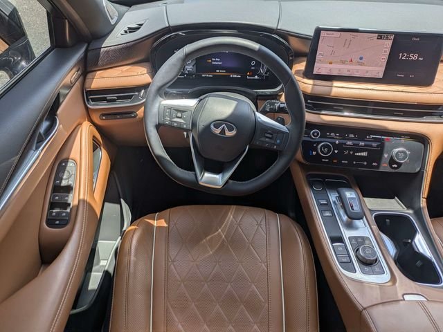 Used 2025 Gray INFINITI Autograph image 17