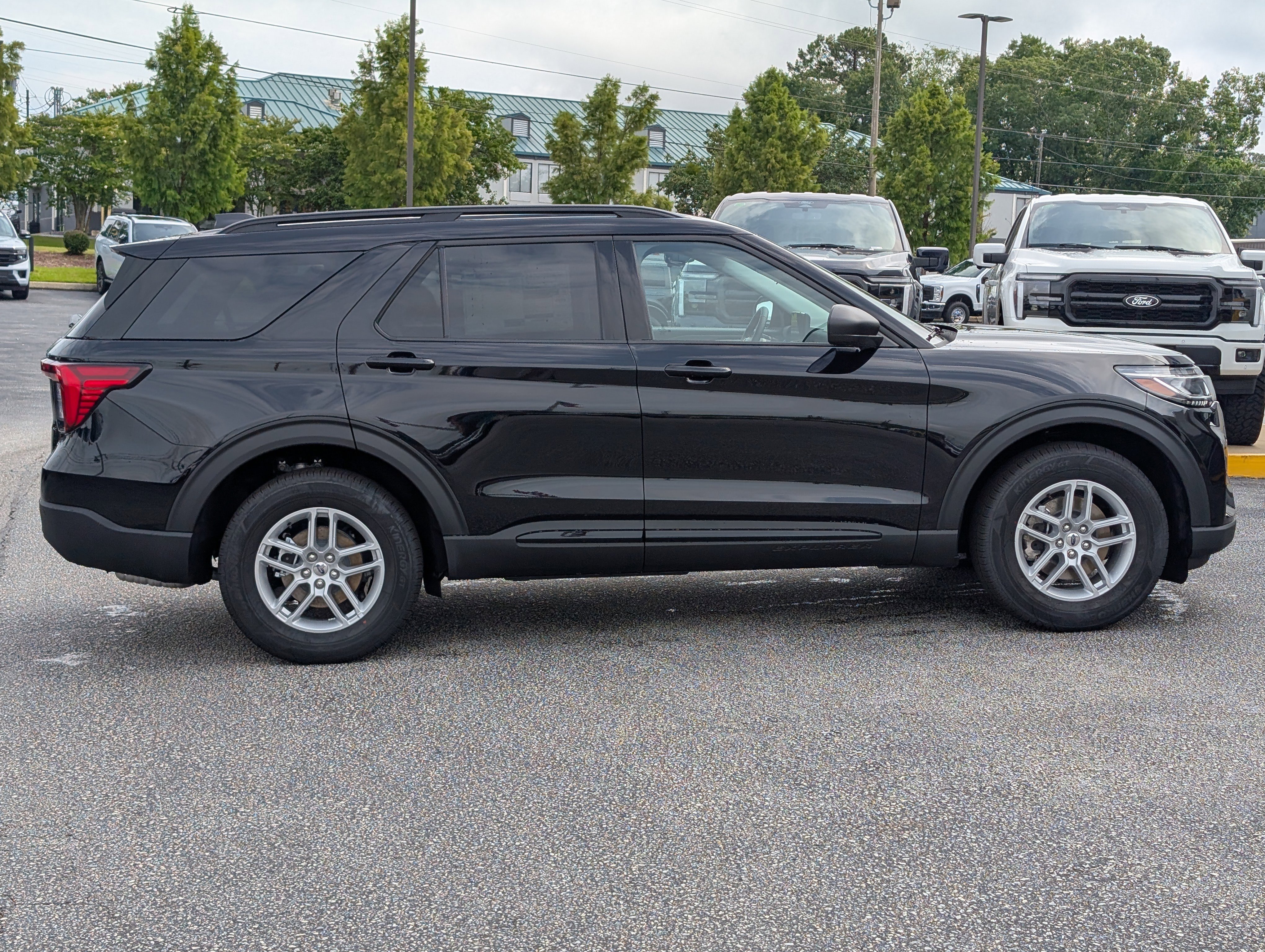 New 2026 Agate Black Metallic Ford Active image 8