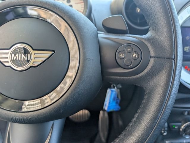 Used 2014 Red MINI Paceman image 14