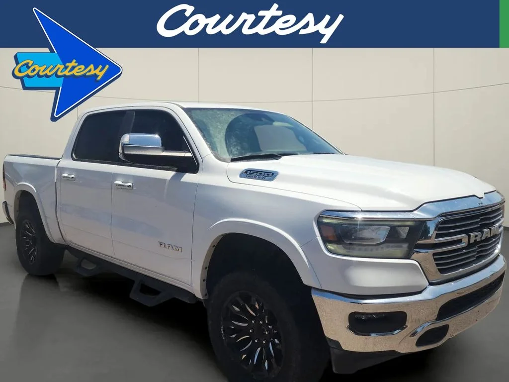2021 RAM 1500 Laramie 4x4 Crew Cab 5'7's photo