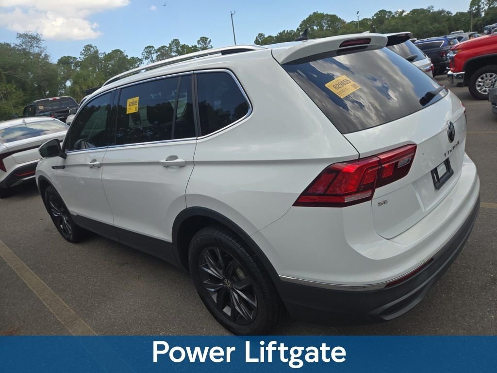 Used 2024 White Volkswagen 2.0T SE image 3