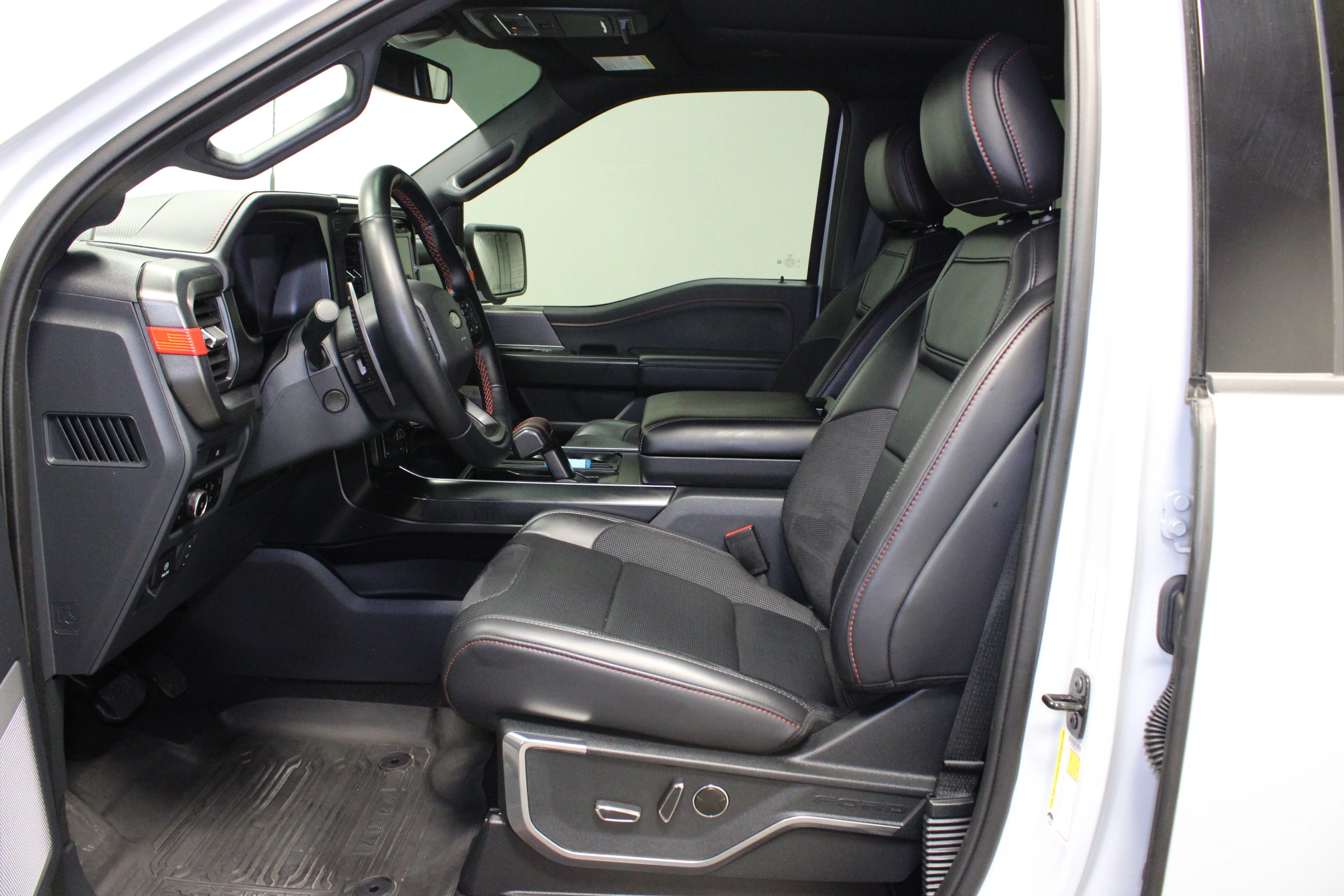 Used 2025 Space White Metallic Ford Raptor image 14