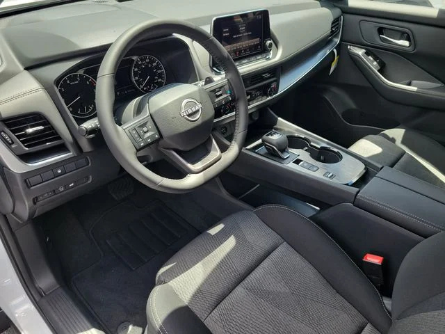 New 2026 Everest White Pearl TriCoat Nissan SV image 18