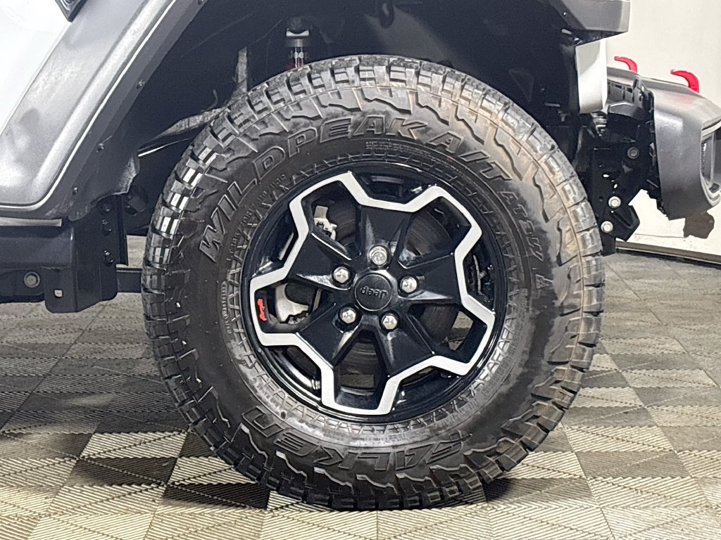 Used 2022 White Jeep Rubicon image 13