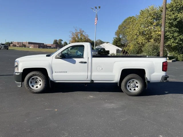 Used 2016 White Chevrolet WT image 4