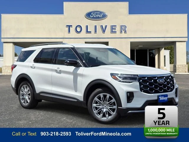 New 2026 Star White Metallic Tri-Coat Ford Platinum™ image 1