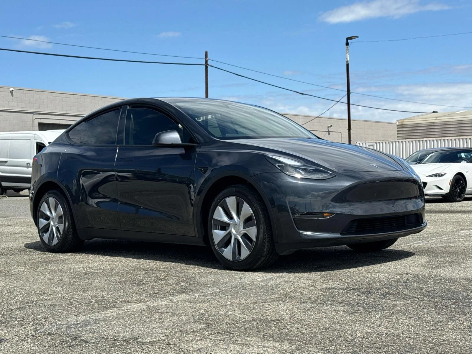 2024 Tesla Model Y Long Range Dual Motor All-Wheel Drive's photo