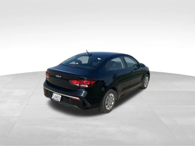 Used 2022 Black Kia S image 3