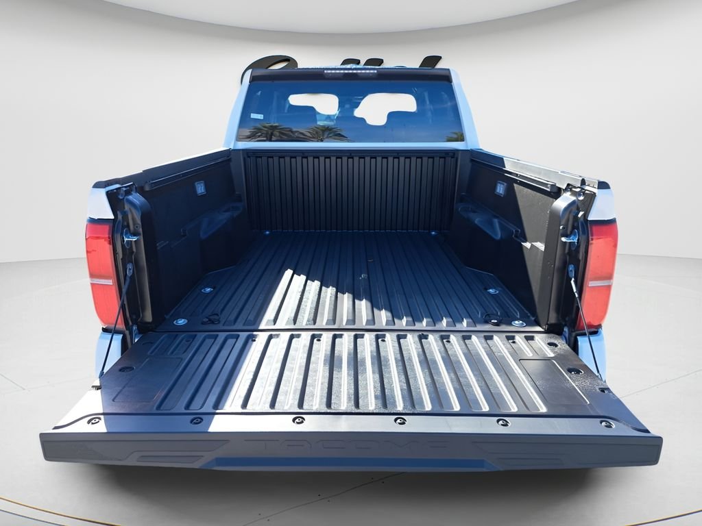 2026 Toyota Tacoma SR5 - Photo 6