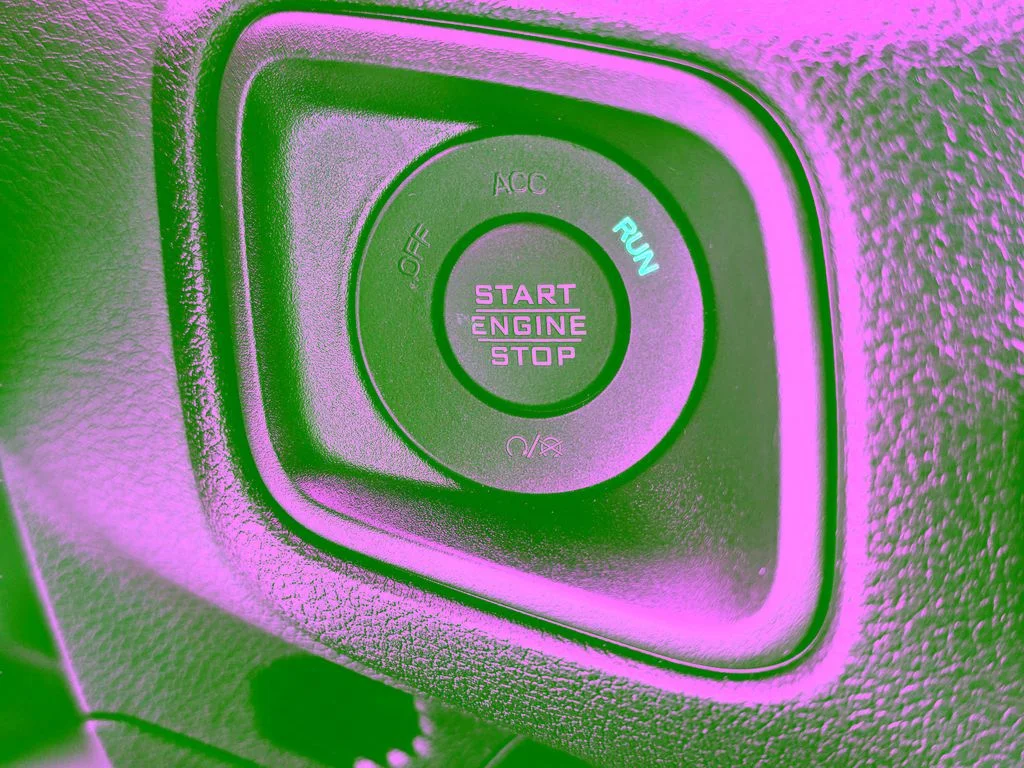 New 2026 Granite Crystal Metallic Clear-Coat Exterior Paint Jeep Sport S image 24