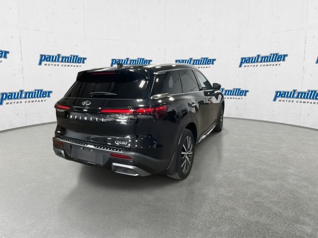 Used 2023 Black INFINITI Sensory image 11