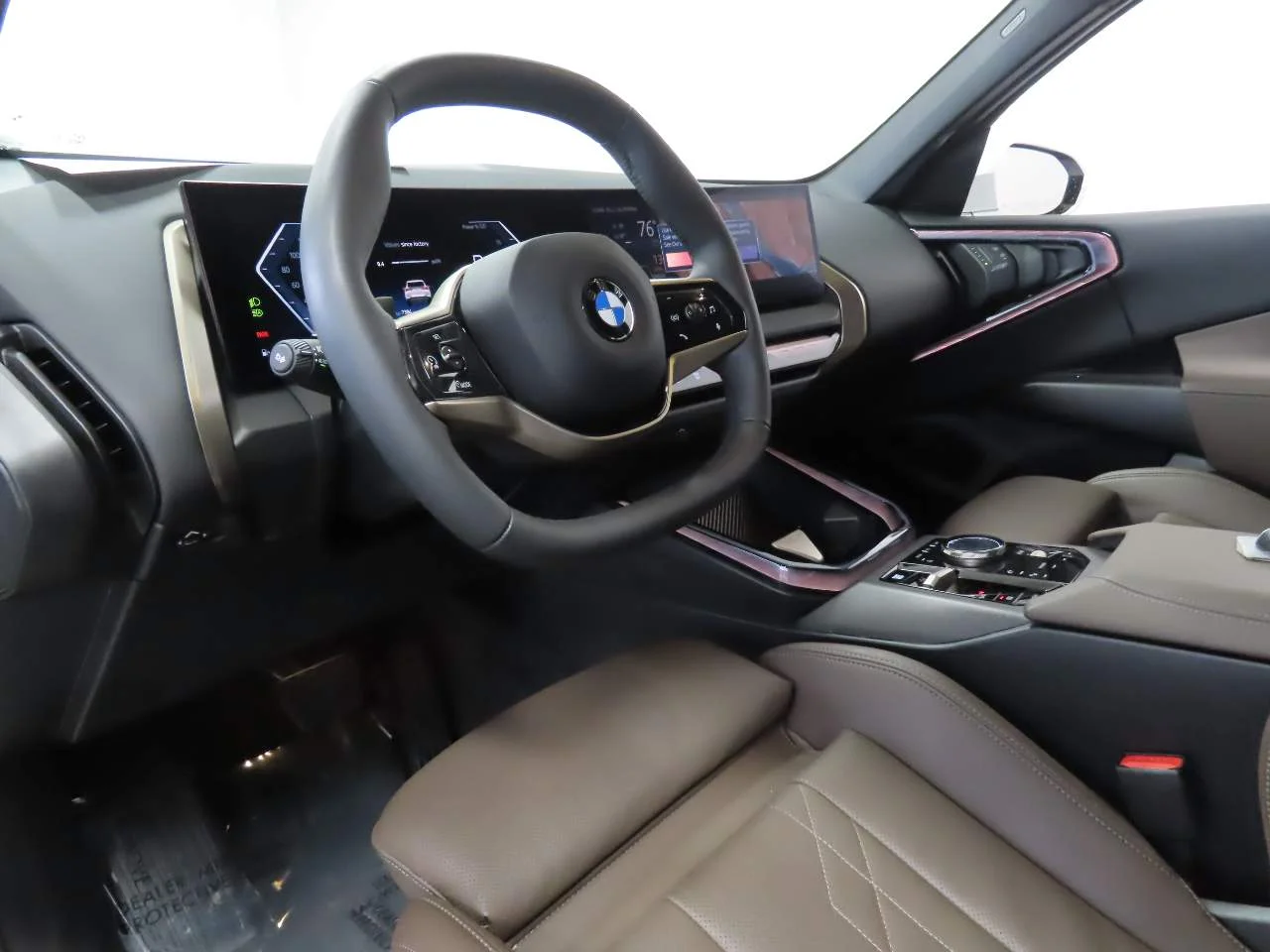Used 2025 Alpine White BMW 30 xDrive image 8