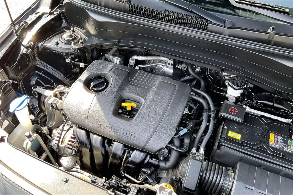 Used 2025 Black Kia LX image 36