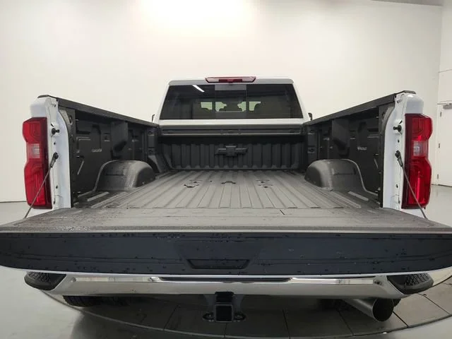 2026 Chevrolet Silverado 3500 HD LT - Photo 38