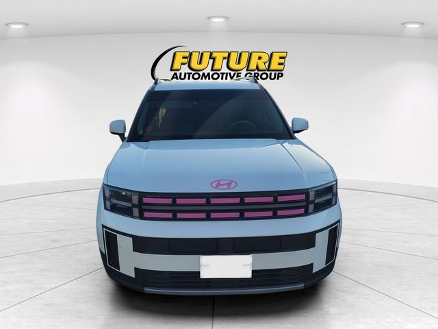 Used 2025 White Hyundai SEL image 2