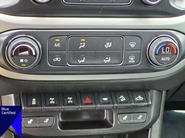 Used 2022 Blue Chevrolet ZR2 image 24