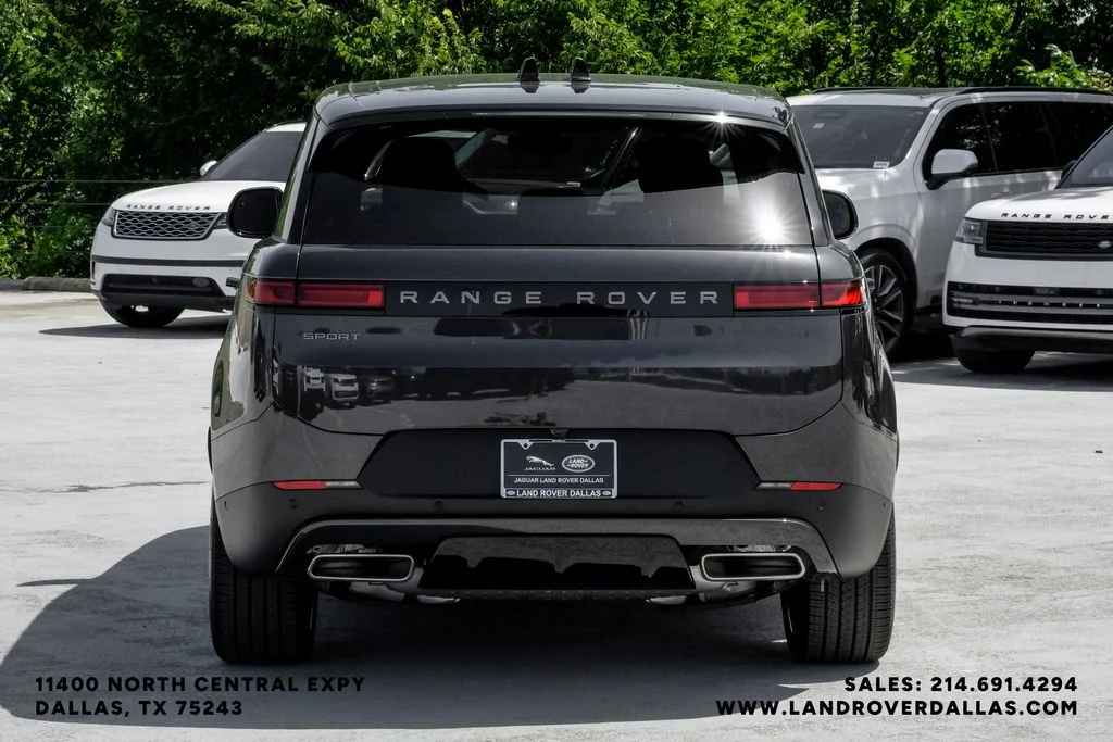 New 2026 Carpathian Gray Land Rover SE image 7