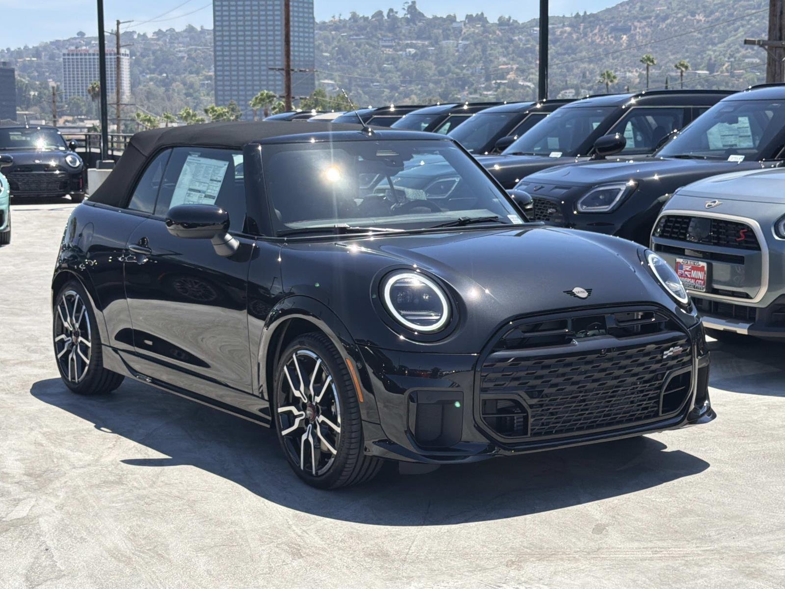 New 2026 0C4R Midnight Black II Metallic MINI Iconic image 2