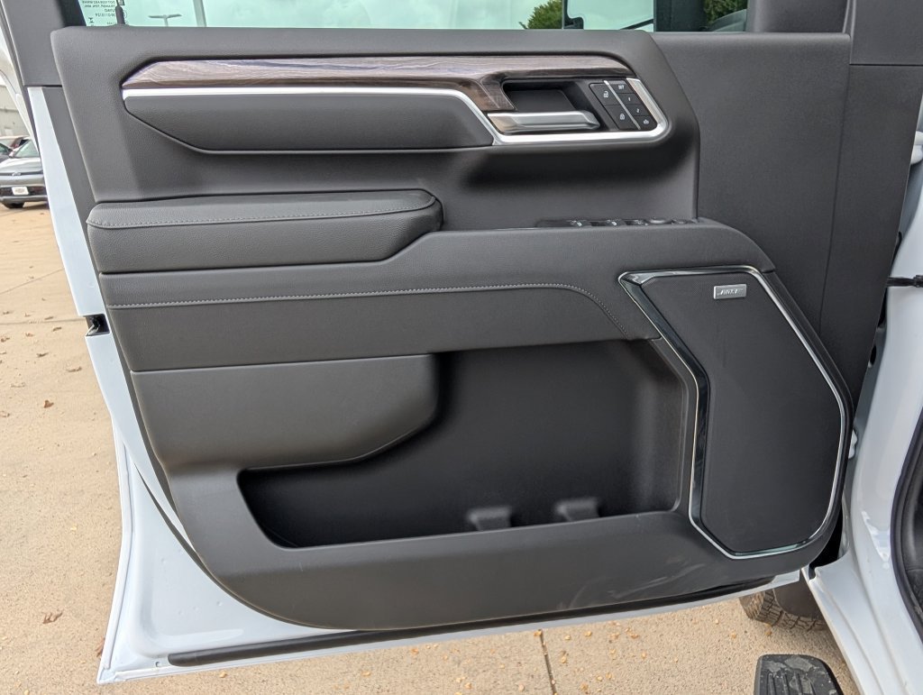 2026 Chevrolet Silverado 3500 HD LTZ - Photo 12
