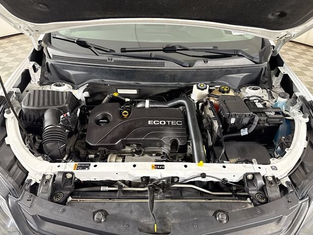 Used 2019 SUMMIT WHITE Chevrolet LT image 29