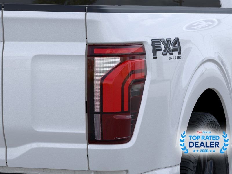 New 2026 Star White Metallic Tri-Coat Ford Lariat image 22