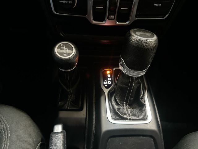 Used 2020 Black Jeep Unlimited Sahara image 22