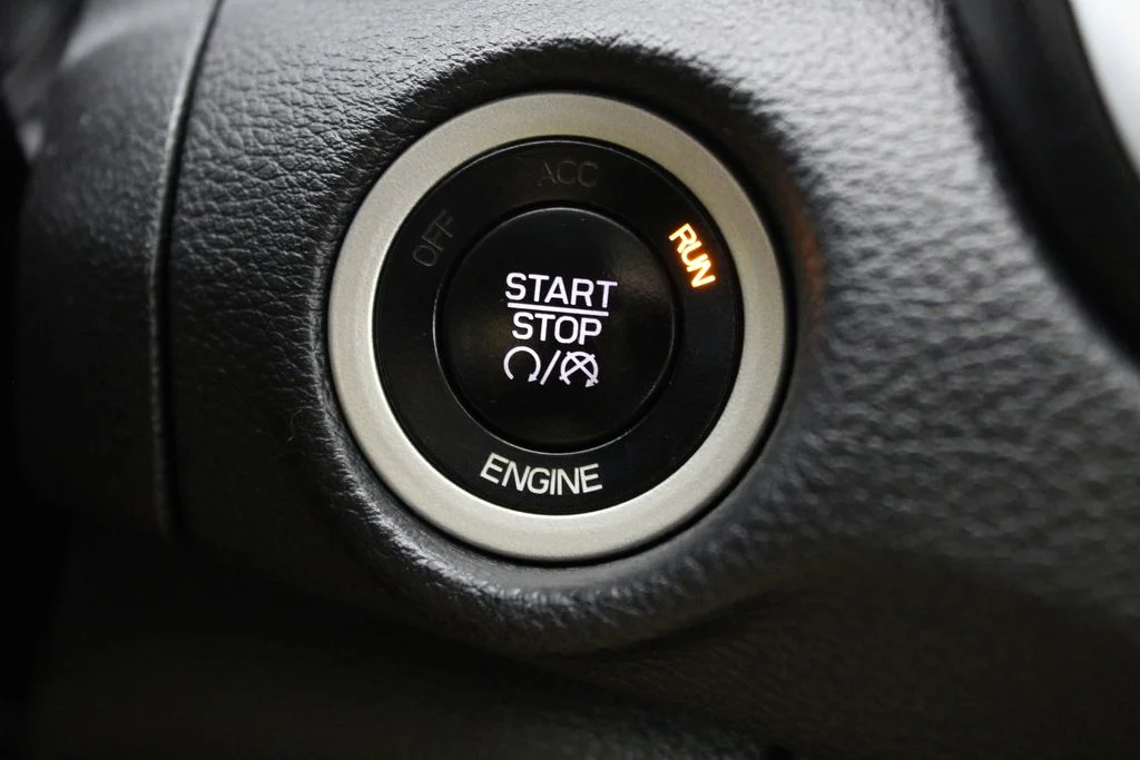 Used 2016 Gray Chrysler Limited image 23