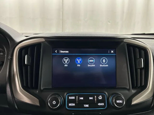 Used 2018 RED QUARTZ TINTCOAT GMC Denali image 15
