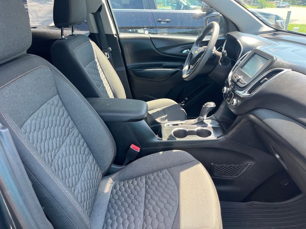 Used 2018 Nightfall Gray Metallic Chevrolet LT image 27