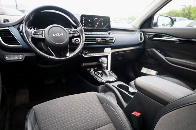 Used 2023 Ocean Blue Kia S image 34