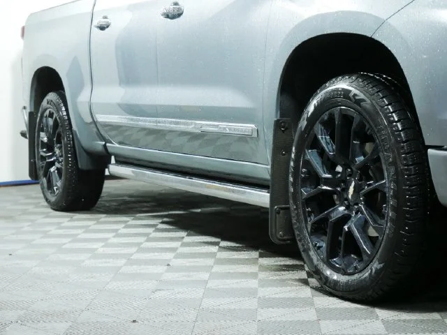 Certified Used 2024 Gray Chevrolet High Country image 8
