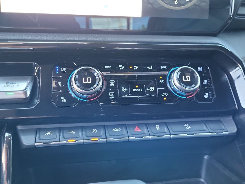 Used 2024 Silver GMC AT4 image 30