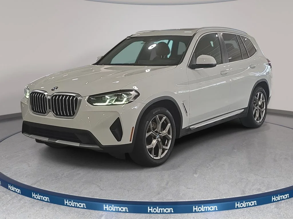 Used 2022 Alpine White BMW sDrive30i image 1