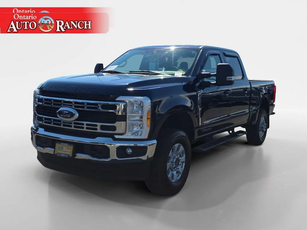 Used 2023 Antimatter Blue Metallic Ford XLT image 7