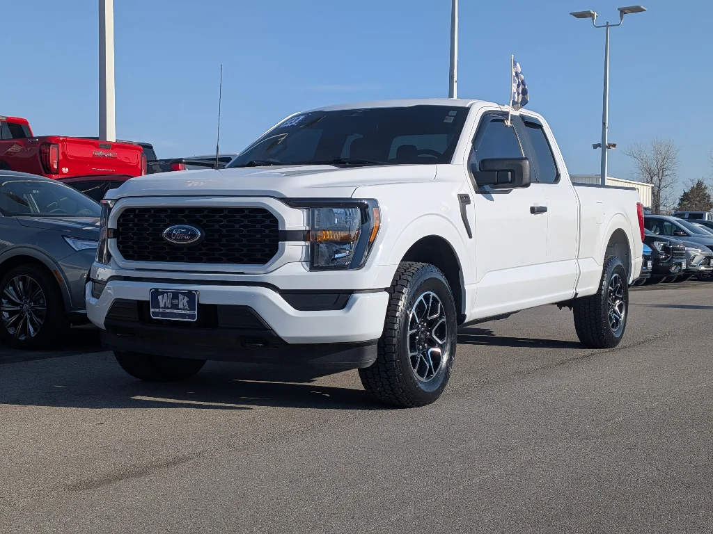 Used 2023 Oxford White Ford XL image 6