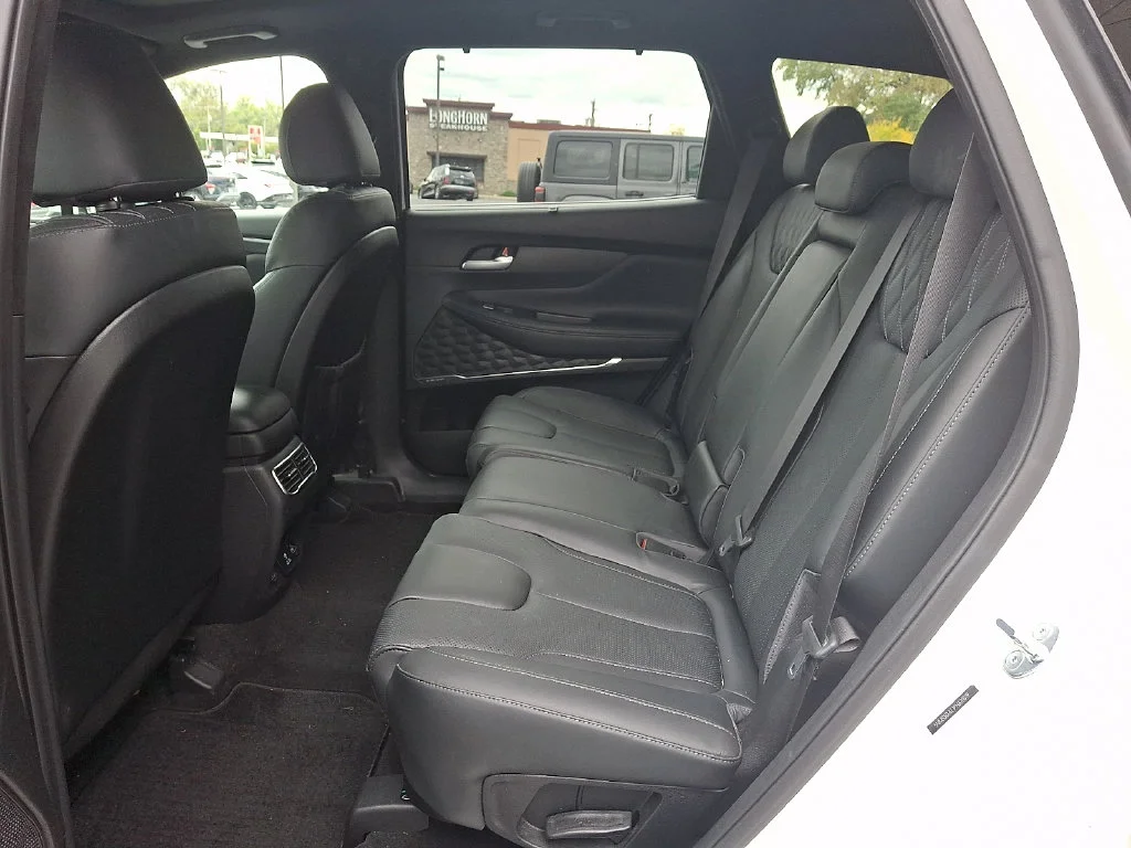 Used 2023 White Hyundai Calligraphy image 10