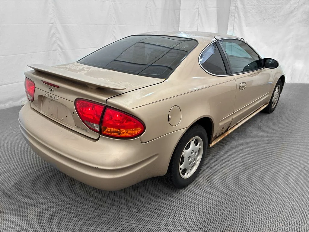 2004 Oldsmobile Alero GL1 - Photo 6
