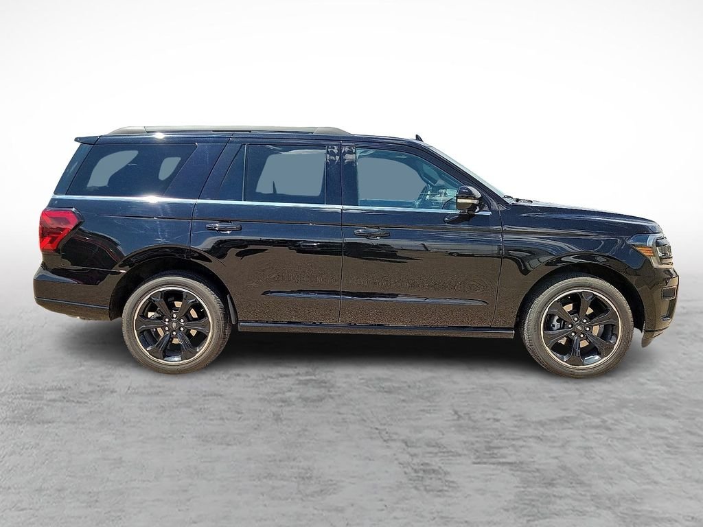 Used 2023 Black Ford Limited image 12