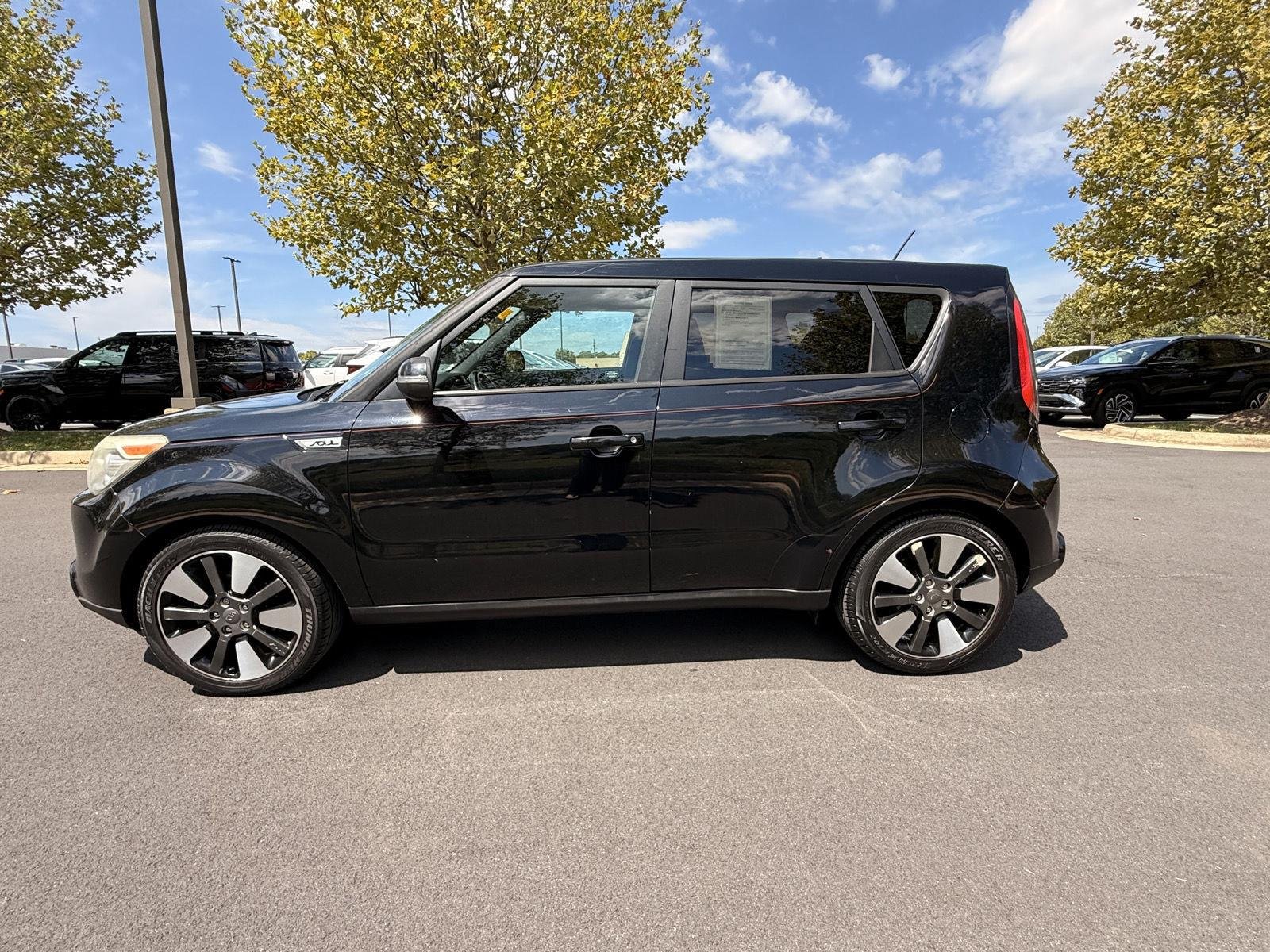 Used 2014 Shadow Black Kia ! image 8