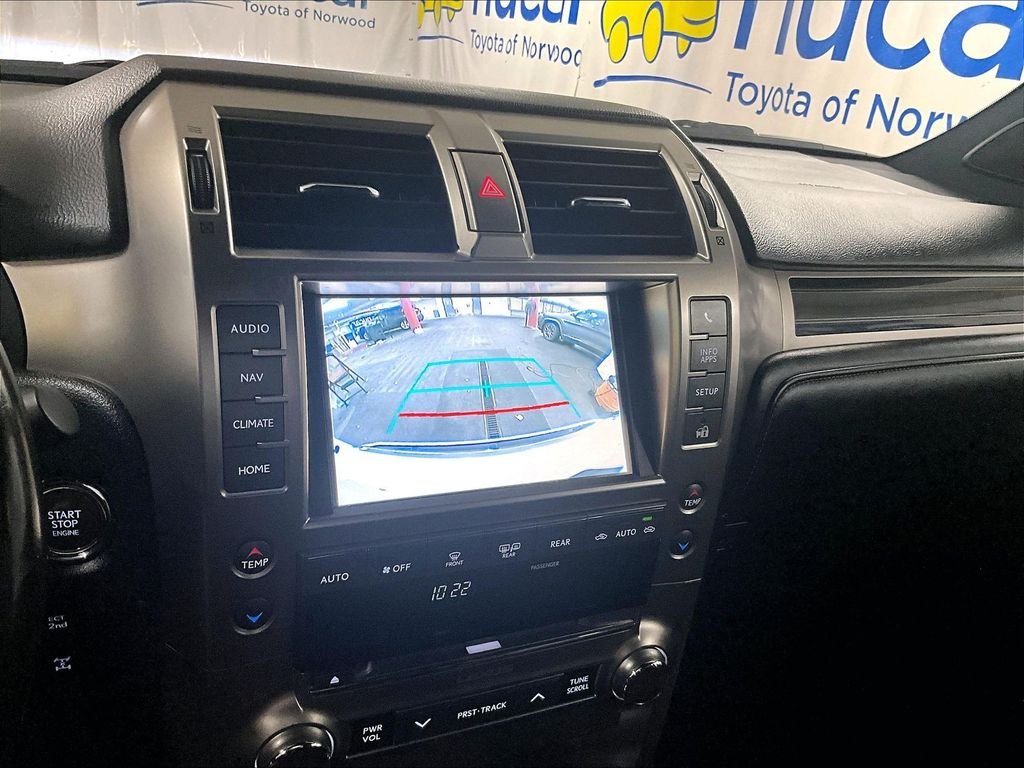Used 2021 White Lexus 460 image 19