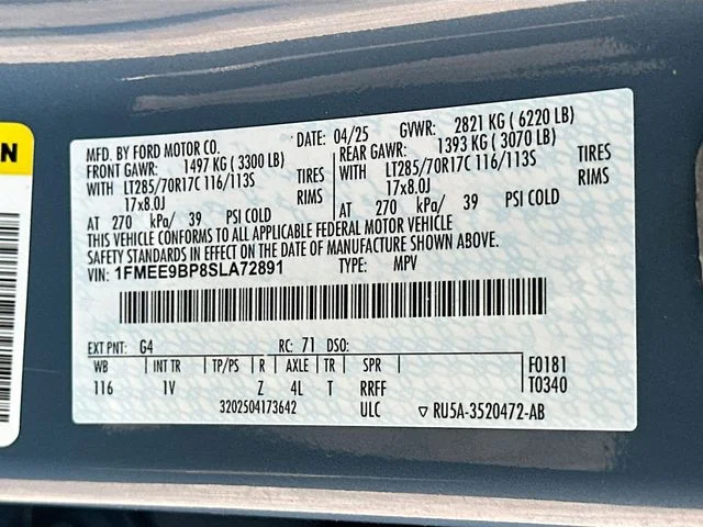 Used 2025 Gray Ford Badlands image 31