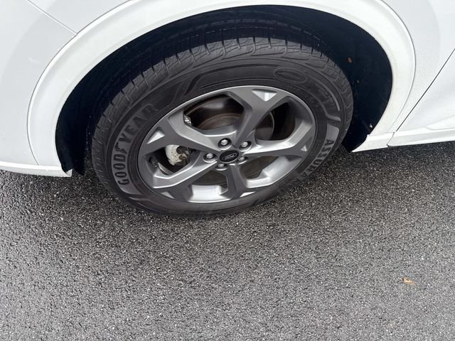 2023 Ford Escape ST-Line Select - Photo 13