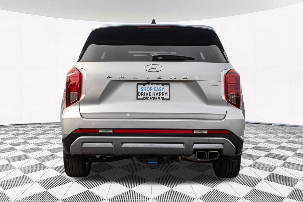 Used 2023 Silver Hyundai Limited image 9