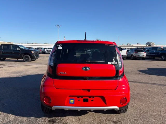 Used 2017 Inferno Red Kia + image 6