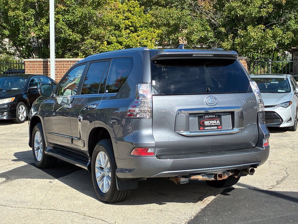 Used 2019 Gray Lexus 460 image 7