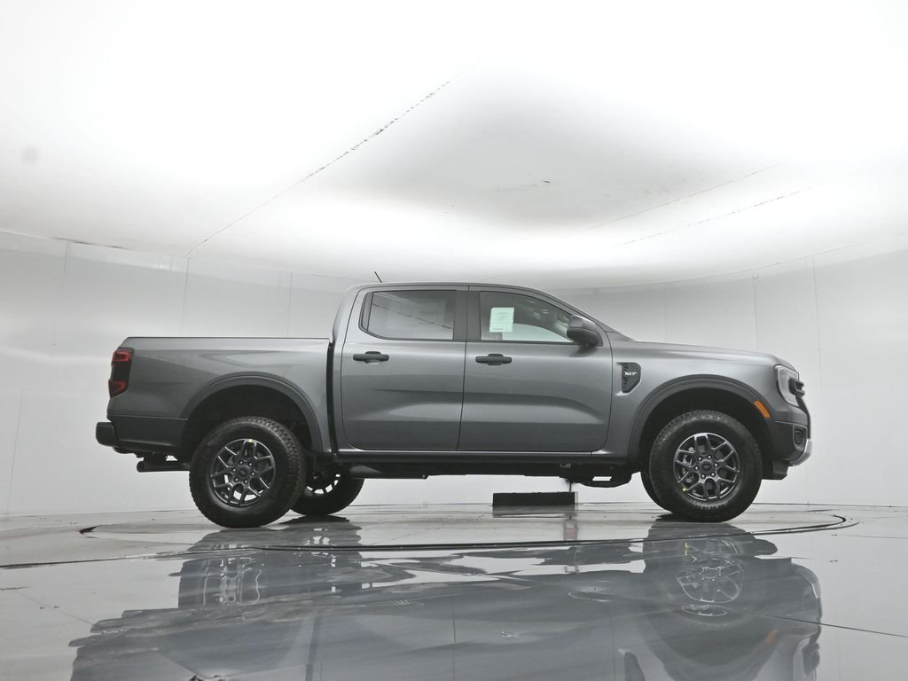 New 2026 Carbonized Gray Metallic Ford XLT image 44