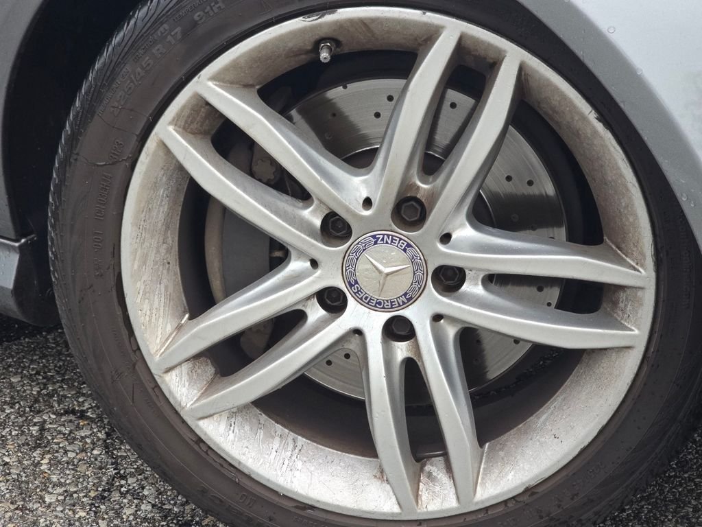 Used 2013  Mercedes-Benz C 300 image 8