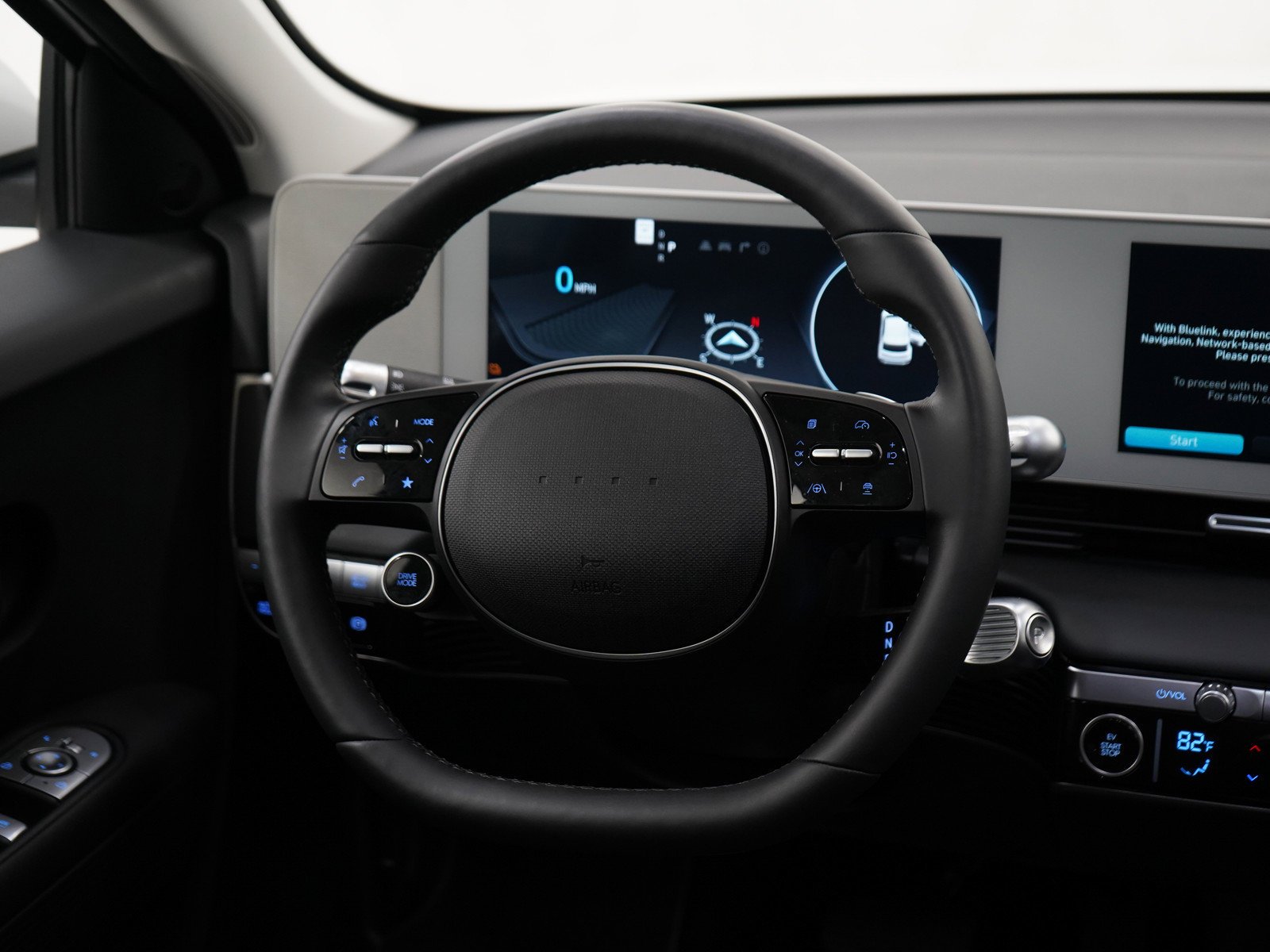 2024 Hyundai IONIQ 5 SEL - Photo 14