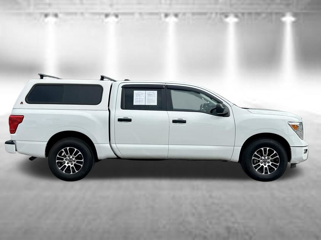 Used 2023 White Nissan SV image 5